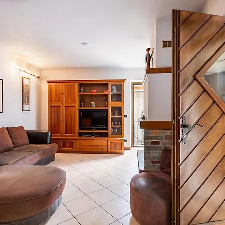Apartment Gelsomino Stone House By Halldis Stazzona