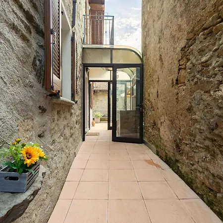 Gelsomino Stone House By Halldis *